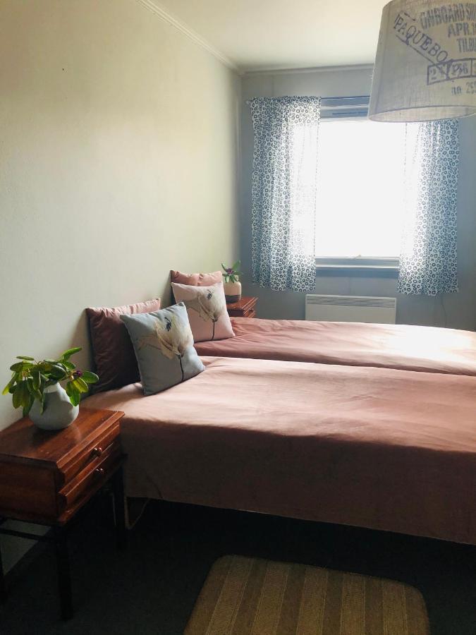 Lovisenlund Hostel Ovrebo ภายนอก รูปภาพ