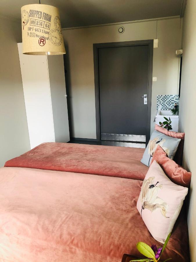 Lovisenlund Hostel Ovrebo ภายนอก รูปภาพ