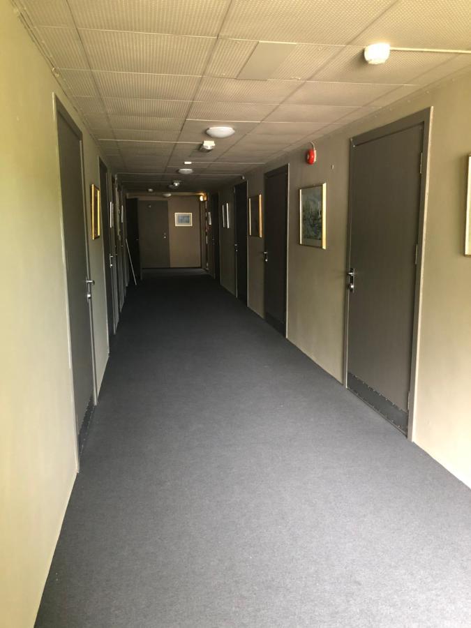 Lovisenlund Hostel Ovrebo ภายนอก รูปภาพ