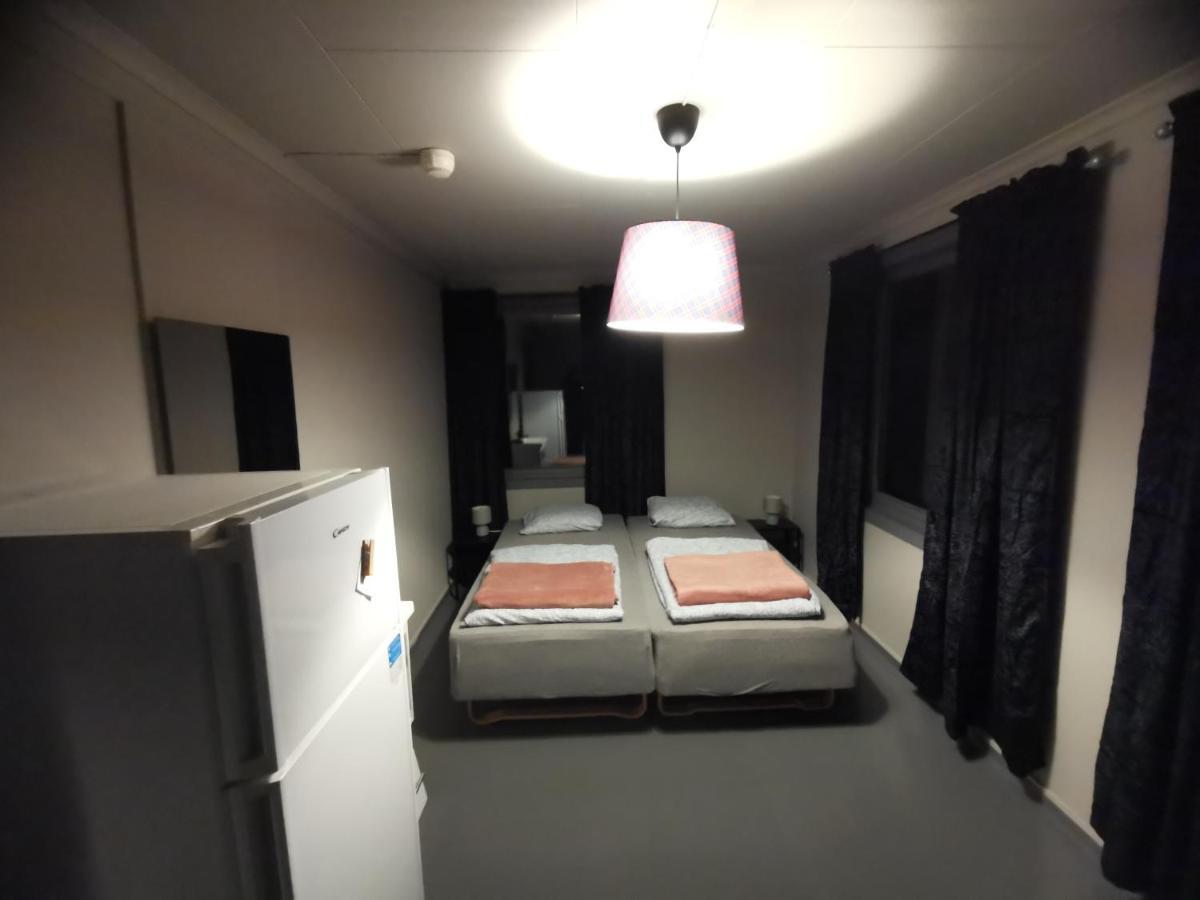 Lovisenlund Hostel Ovrebo ภายนอก รูปภาพ