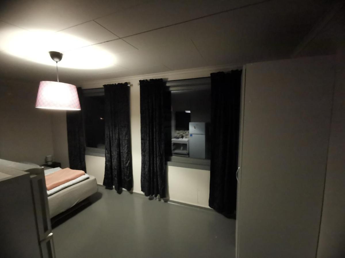 Lovisenlund Hostel Ovrebo ภายนอก รูปภาพ