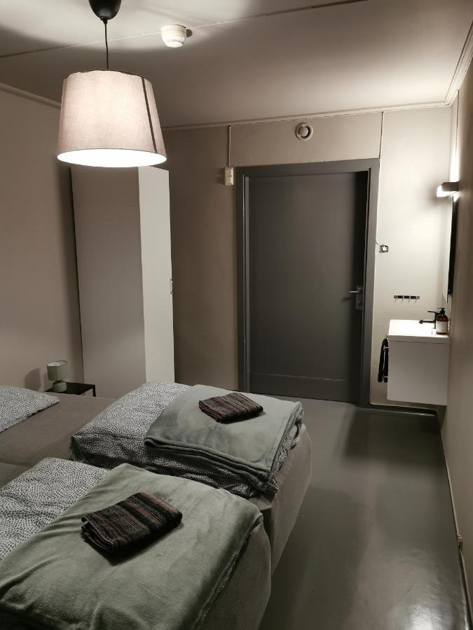 Lovisenlund Hostel Ovrebo ภายนอก รูปภาพ