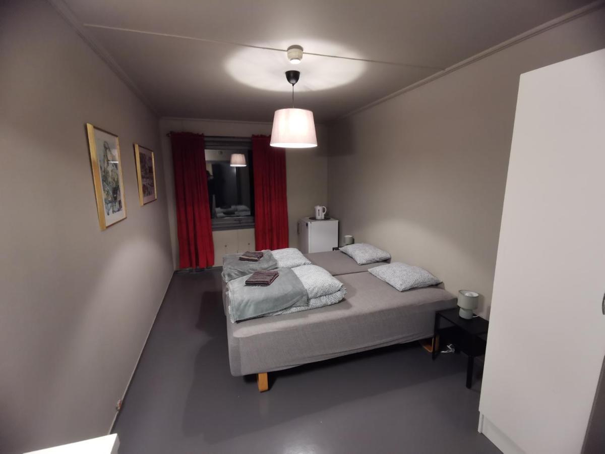 Lovisenlund Hostel Ovrebo ภายนอก รูปภาพ